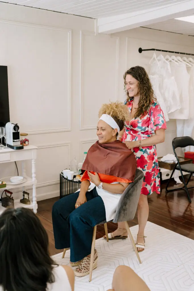 Toué Lé Joli, conseille en image les futurs mariés